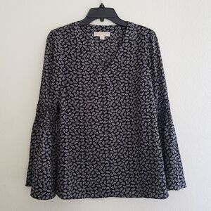 Michael Kors v-neck bell sleeve blouse sz S